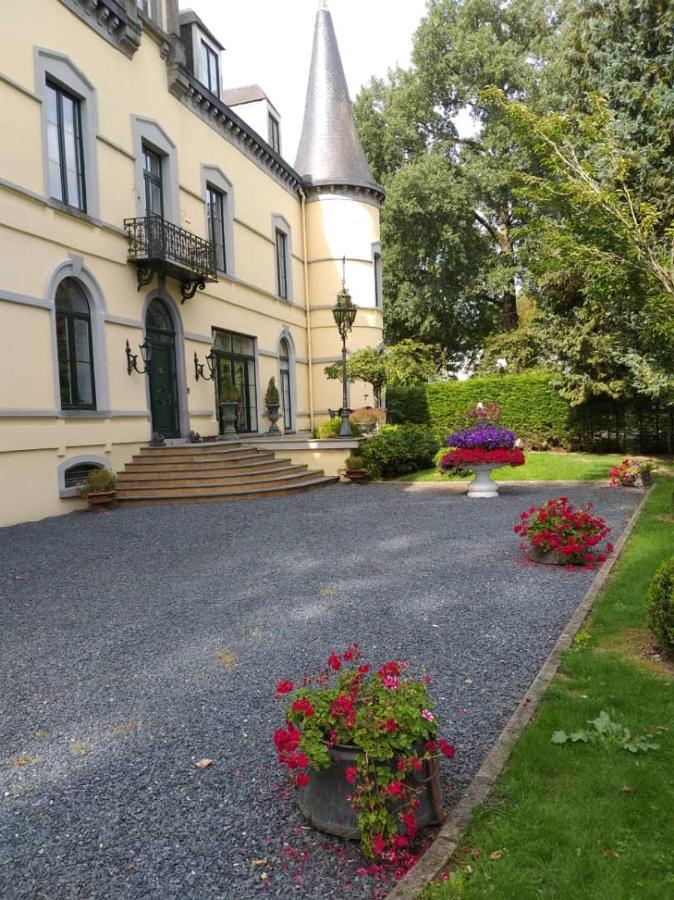 Chateau Les Tourelles Bertrix Exteriér fotografie
